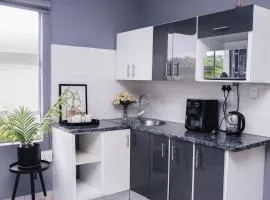 Bachelor suite in Rustenburg
