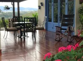 Casa Bartzis, Close to Orosi and Tapanti National Park