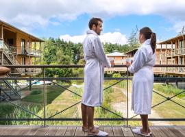 Domaine de Cicé-Blossac, Resort Spa & Golf，位于布吕兹的度假村