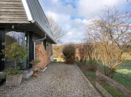 Modernes Apartment Ammersee，位于Windach的酒店