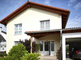 Ferienhaus Elsa 180 qm，位于鲁斯特的酒店