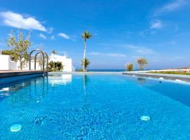 Anema Boutique Hotel & Villas Santorini，位于Vourvoulos的酒店
