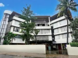 Collection O Lodha Experia Mall Dombiwali Formerly RR Suites
