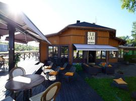 Le Ski Lodge & Steakhouse，位于Storlien的酒店