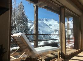 Dolomites Luxe Cesa Del Louf，位于阿拉巴的酒店