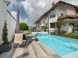 Ferienwohnung Paradies，位于Ottersweier的酒店