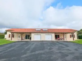 Duo de Maisons avec Piscine et Clim