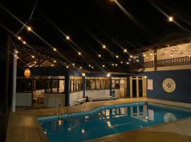 Hotel Vale Verde Coroa Vermelha,位于桑塔克鲁茨卡巴利亚的酒店