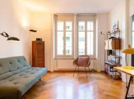 Flat 12-min walk to Bern station