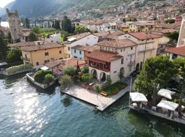 La Renée Historic Lakeside House, Lake Iseo，位于普雷多雷的酒店