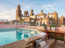 VEINTIUNO Emblematic Hotels by Airnest，位于大加那利岛拉斯帕尔马斯的酒店