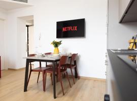 Moderno Bilocale Con Parcheggio Privato，位于皮亚琴察的酒店