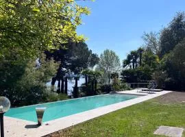 Casa Blanca - Villa with pool and private beach