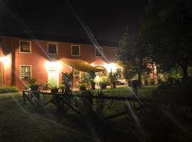 Agriturismo Al Podere Di Rosa，位于Sant' Alessio的酒店