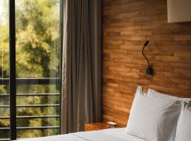 Surf Motel Canggu，位于坎古的酒店