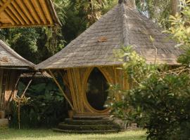 The Kul Kul Farm，位于Bringkit的酒店