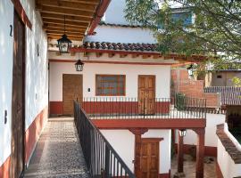 La Casita de la Basílica，位于帕茨库卡罗的酒店