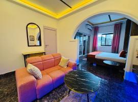 La Castrol Hotel Apartments，位于林贝的酒店