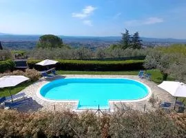 Appartamento con piscina in Villa