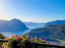 A Rimirar il Lago Mountain Lake Iseo Hospitality