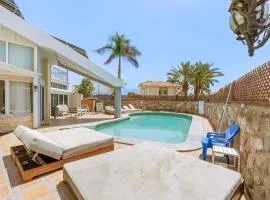Villa Yuka- Luxurious Villa