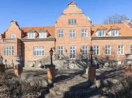 2 person holiday home in Hornbæk