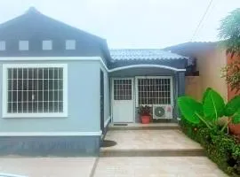 Villa 3dorm 1-6pers 4 camas Piscina Seguridad 24h