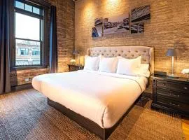 124 Lofts - Downtown Dundee - Walk to Dining
