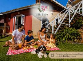 Villa Belle Chalés，位于坎波斯杜若尔当的酒店