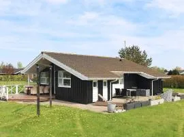 6 person holiday home in Hadsund-By Traum