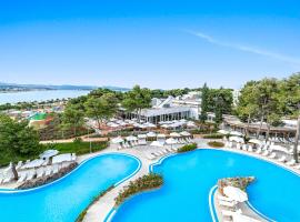 Amadria Park Family Hotel Jakov，位于希贝尼克的酒店