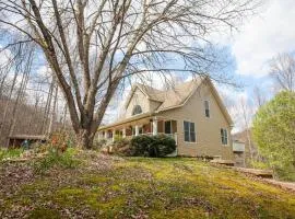 Beary Relaxing, Smoky Mt Cabin that sleeps 10!