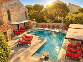 Hôtel Casa Rossa & Spa，位于利勒鲁斯的酒店