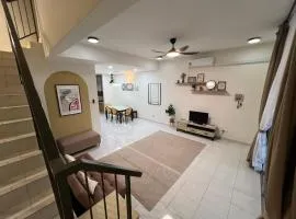 AliffBaTa Homestay Teluk Senangin Lumut 4BR Family Stay