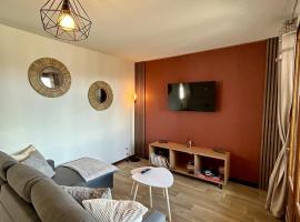 Appartement Le Nid du Tétras，位于安格勒的酒店