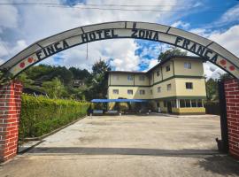 Hotel Zona Franca Rionegro，位于里奥内格罗的酒店