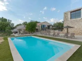 Villa vue sur les champs piscine