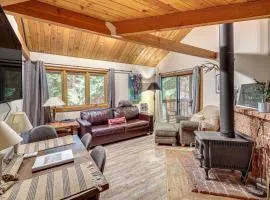 Whitefish Lake Couples Escape w/ Community Perks!