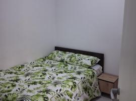 Apartment In Militari Bucharest 1，位于Dudu的酒店