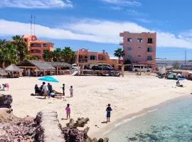 Club Cantamar Beach Hotel & Marina