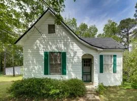 Private Deck & Yard: Pet-Friendly Noble Getaway