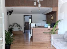 Cozy Nook Inn - A BB Linens Experience，位于维特利的酒店