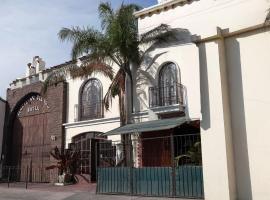 Hotel Hacienda del Sol，位于托纳拉的酒店