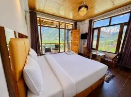 The Mountain Peak Retreat