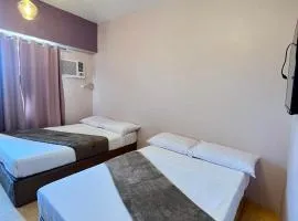 Deluxe Twin Bed at Sunvida Tower across SM CITY