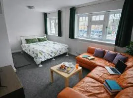ValueStays Comfortable Rooms Windsor Legoland Heathrow