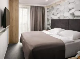 4 SMART HOTEL