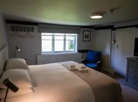 The Woolpack Hotel