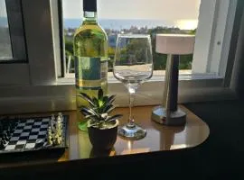 Elias Apartment