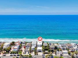 Oceanfront Neptune Ave Home, Private Beach Access, Panoramic Views & Luxury Coastal Living，位于恩西尼塔斯的酒店